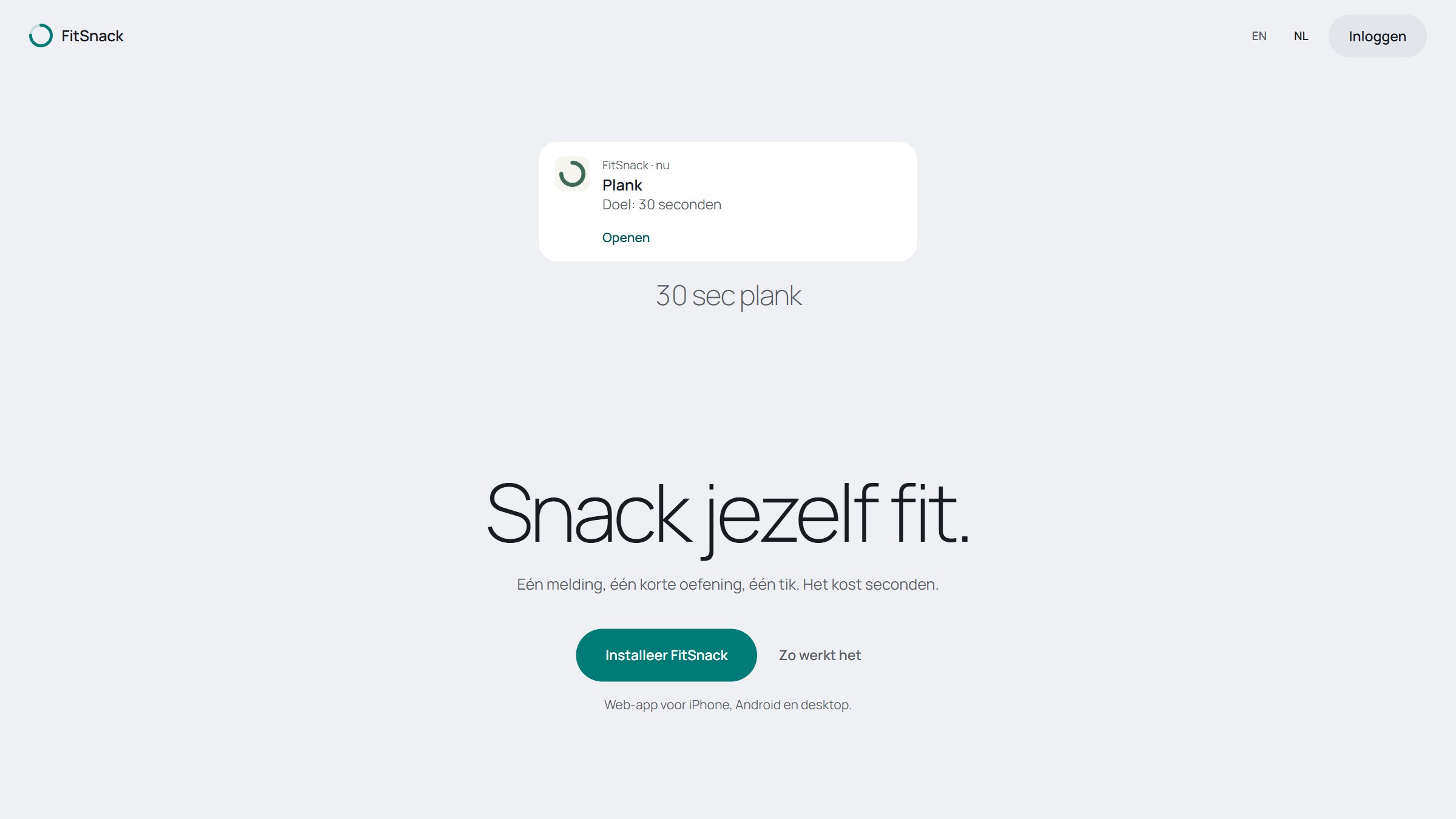 De homepage van fitsnackapp.com met een voorbeeldmelding en de kop "Snack jezelf fit."